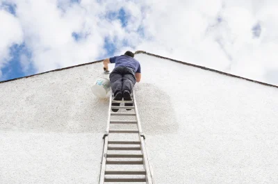 Peinture extérieure à la Bouille — façades et ravalement